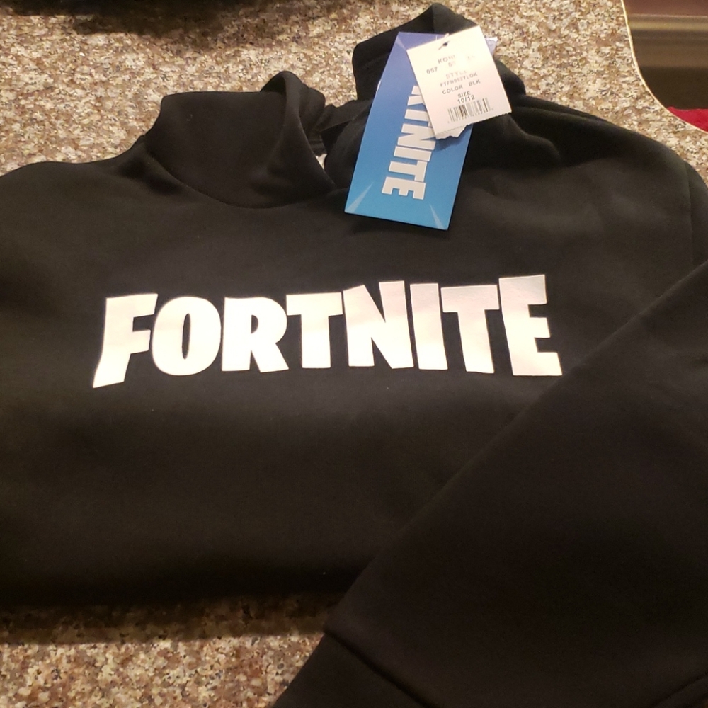 Boys Fornite hoodie great for back to school!!!!!